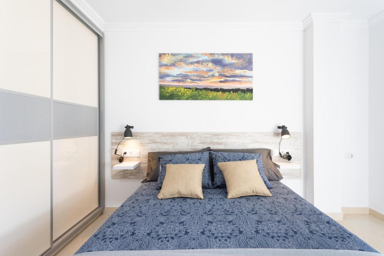 Classbnb - Three Spacious Apartments 150M From The Las Americas Promenade 아로나 외부 사진