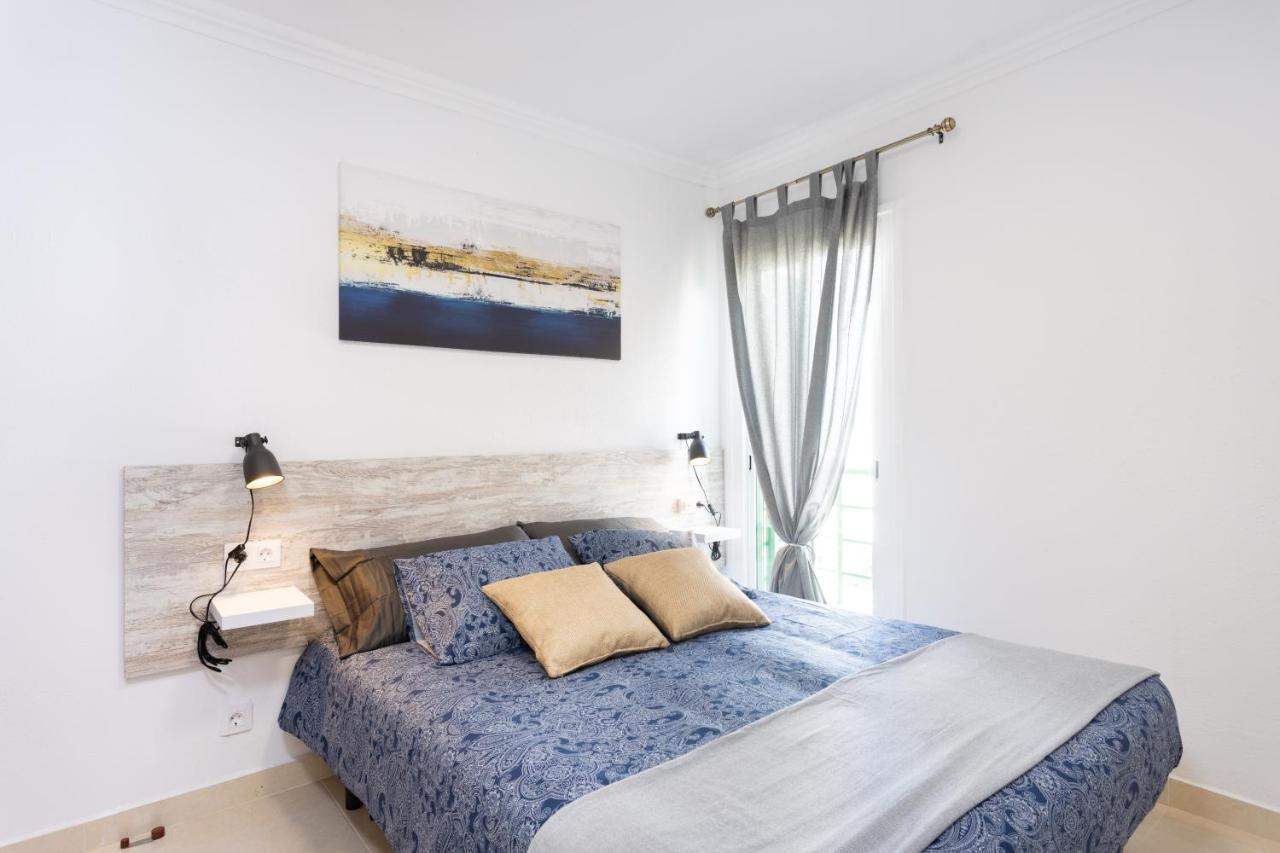 Classbnb - Three Spacious Apartments 150M From The Las Americas Promenade 아로나 외부 사진