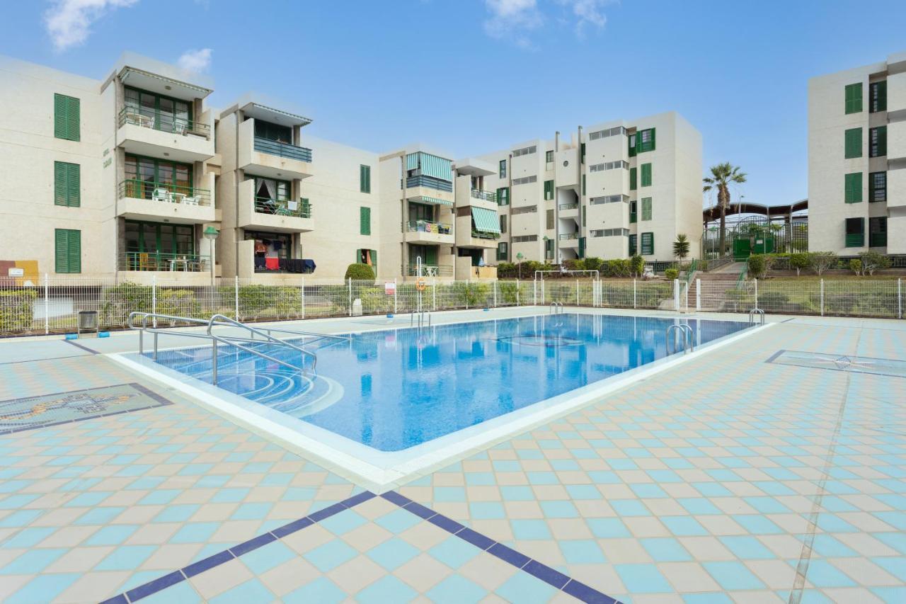 Classbnb - Three Spacious Apartments 150M From The Las Americas Promenade 아로나 외부 사진