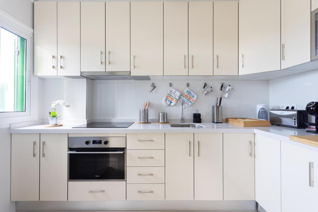Classbnb - Three Spacious Apartments 150M From The Las Americas Promenade 아로나 외부 사진