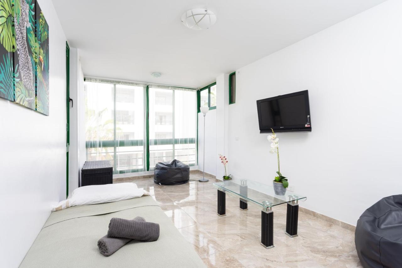 Classbnb - Three Spacious Apartments 150M From The Las Americas Promenade 아로나 외부 사진