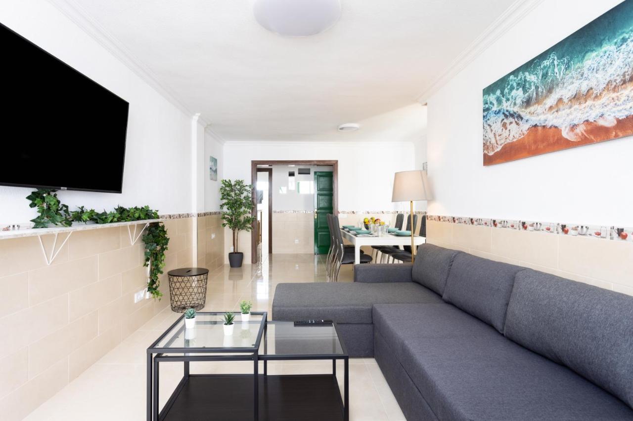 Classbnb - Three Spacious Apartments 150M From The Las Americas Promenade 아로나 외부 사진