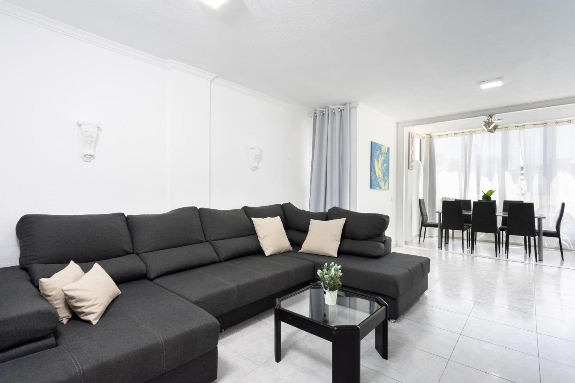 Classbnb - Three Spacious Apartments 150M From The Las Americas Promenade 아로나 외부 사진