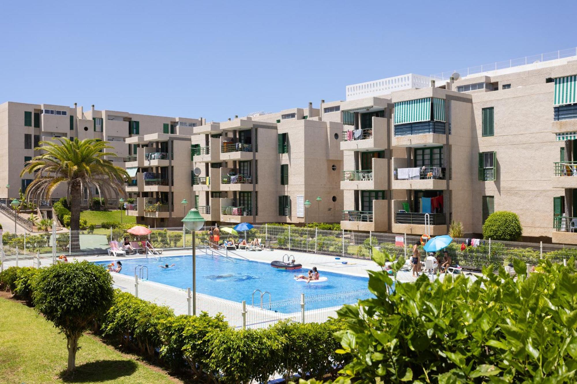 Classbnb - Three Spacious Apartments 150M From The Las Americas Promenade 아로나 외부 사진